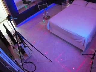 voyeurcam-casa-salsa-bedroom-13