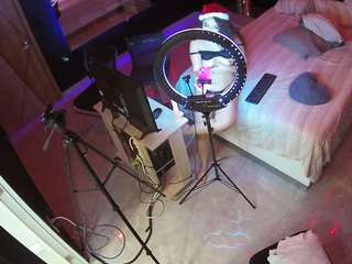 voyeurcam-casa-salsa-bedroom-13