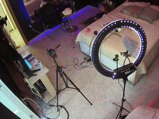 voyeurcam-casa-salsa-bedroom-13