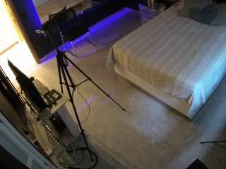 voyeurcam-casa-salsa-bedroom-13
