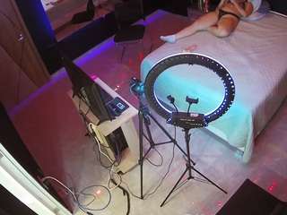 voyeurcam-casa-salsa-bedroom-13