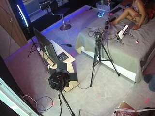 voyeurcam-casa-salsa-bedroom-13