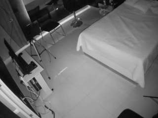 voyeurcam-casa-salsa-bedroom-13