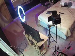 voyeurcam-casa-salsa-bedroom-13