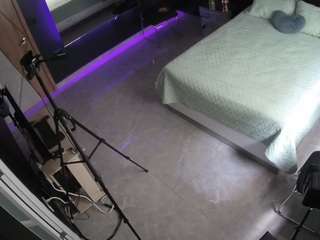 voyeurcam-casa-salsa-bedroom-13 Flashing live webcam