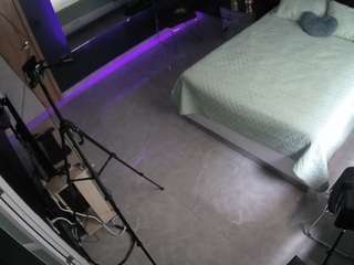 voyeurcam-casa-salsa-bedroom-13