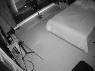 voyeurcam-casa-salsa-bedroom-13