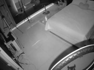 voyeurcam-casa-salsa-bedroom-13