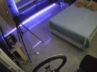 voyeurcam-casa-salsa-bedroom-13