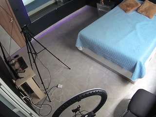 voyeurcam-casa-salsa-bedroom-13