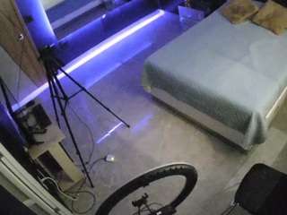 voyeurcam-casa-salsa-bedroom-13