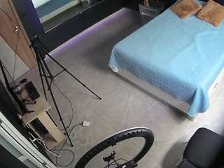 voyeurcam-casa-salsa-bedroom-13