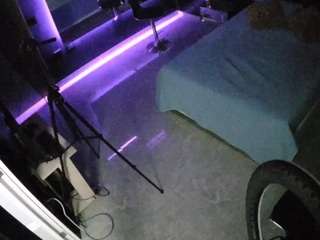 voyeurcam-casa-salsa-bedroom-13