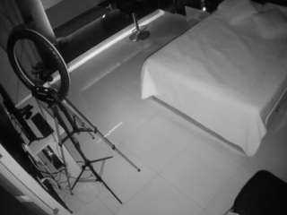 voyeurcam-casa-salsa-bedroom-13