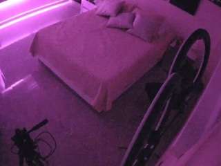 voyeurcam-casa-salsa-bedroom-13