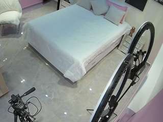 voyeurcam-casa-salsa-bedroom-13