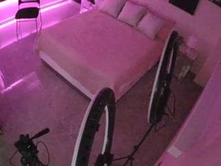 voyeurcam-casa-salsa-bedroom-13