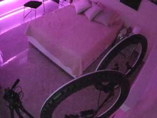 voyeurcam-casa-salsa-bedroom-13