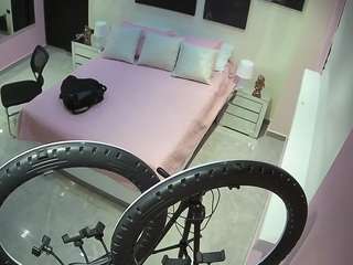 voyeurcam-casa-salsa-bedroom-13