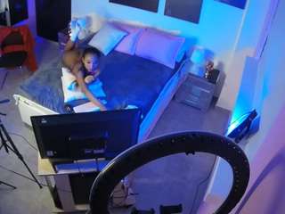 voyeurcam-casa-salsa-bedroom-13