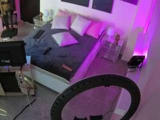 voyeurcam-casa-salsa-bedroom-13