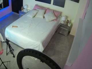 voyeurcam-casa-salsa-bedroom-13