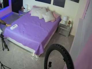 voyeurcam-casa-salsa-bedroom-13 Live Webcam on CamSoda