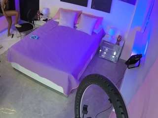 voyeurcam-casa-salsa-bedroom-13