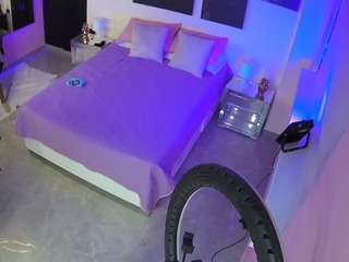 voyeurcam-casa-salsa-bedroom-13