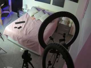 voyeurcam-casa-salsa-bedroom-13