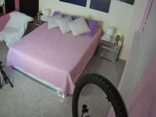 voyeurcam-casa-salsa-bedroom-13