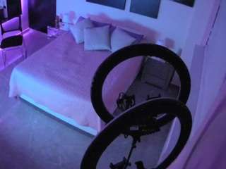 voyeurcam-casa-salsa-bedroom-13