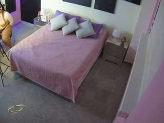 voyeurcam-casa-salsa-bedroom-13