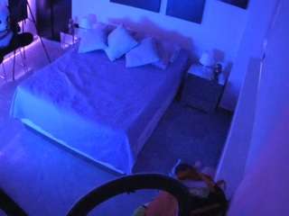 voyeurcam-casa-salsa-bedroom-13 live cam profile