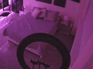 voyeurcam-casa-salsa-bedroom-13