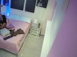 voyeurcam-casa-salsa-bedroom-13