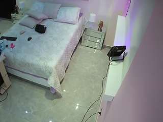 voyeurcam-casa-salsa-bedroom-13