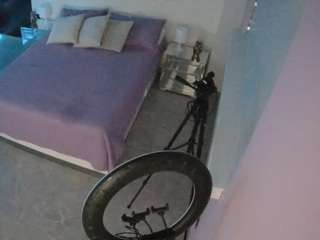 voyeurcam-casa-salsa-bedroom-13