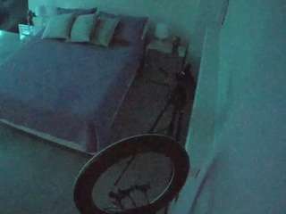 voyeurcam-casa-salsa-bedroom-13