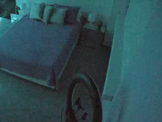 voyeurcam-casa-salsa-bedroom-13