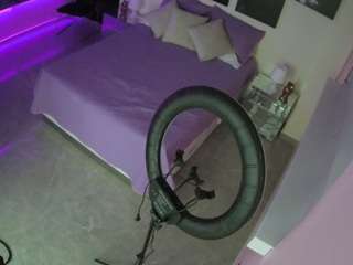 voyeurcam-casa-salsa-bedroom-13