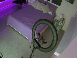 voyeurcam-casa-salsa-bedroom-13