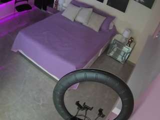 voyeurcam-casa-salsa-bedroom-13