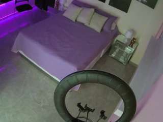 voyeurcam-casa-salsa-bedroom-13
