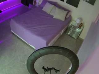 voyeurcam-casa-salsa-bedroom-13