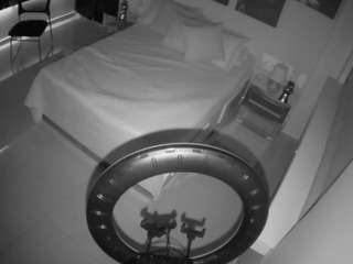 voyeurcam-casa-salsa-bedroom-13