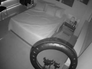 voyeurcam-casa-salsa-bedroom-13