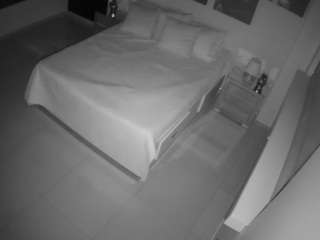 voyeurcam-casa-salsa-bedroom-13