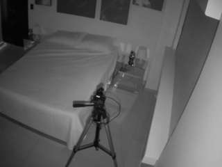 voyeurcam-casa-salsa-bedroom-13