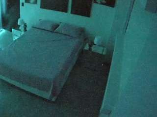 voyeurcam-casa-salsa-bedroom-13